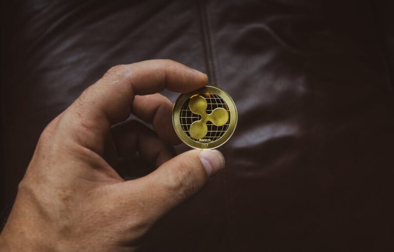 SEC Commissioner Criticizes Ripple’s Settlement