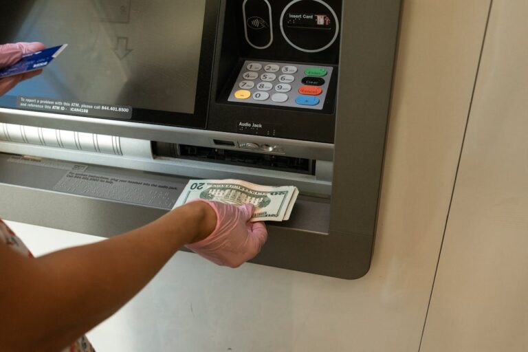 New Zealand Strengthens AML Rules with Crypto ATM Ban and Transfer Limits