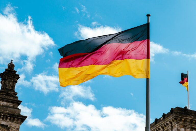 Germany’s Top Bank Embraces Crypto Trading