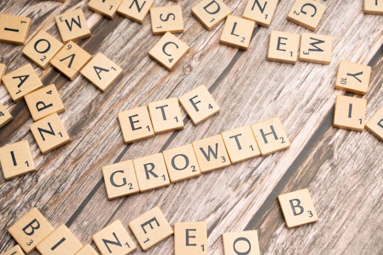 ‘Out of Left Field’: 87-Year-Old T. Rowe Price Stuns Market with Active Crypto ETF Filing