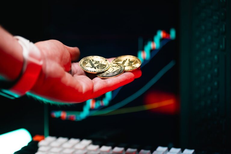US Crypto Trading Evolves: Cboe Debuts Bitcoin & Ether Perpetuals Dec. 15
