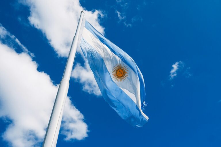 Regulatory Shift Could Let Argentine Banks Handle Crypto